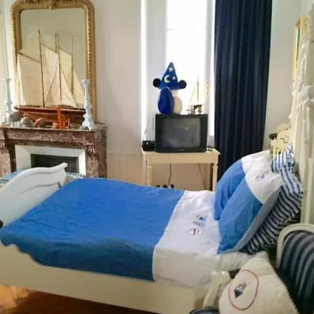 Le Chateau Du Ronchay Luneray